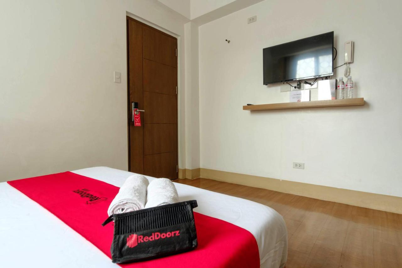 Reddoorz Near V Mapa Station Hotel Manila Kültér fotó