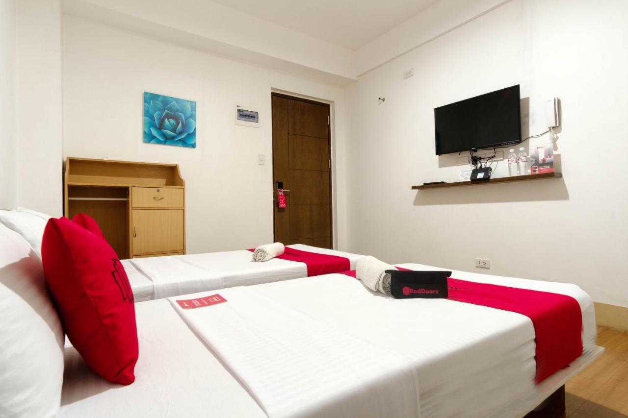 Reddoorz Near V Mapa Station Hotel Manila Kültér fotó