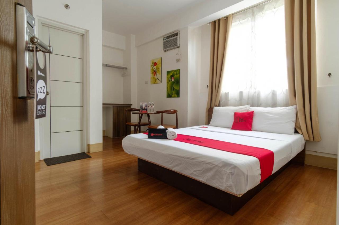 Reddoorz Near V Mapa Station Hotel Manila Kültér fotó