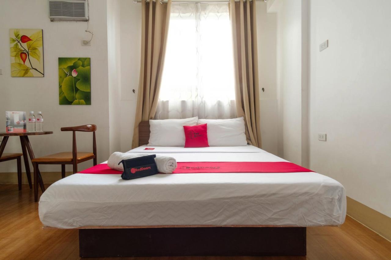 Reddoorz Near V Mapa Station Hotel Manila Kültér fotó